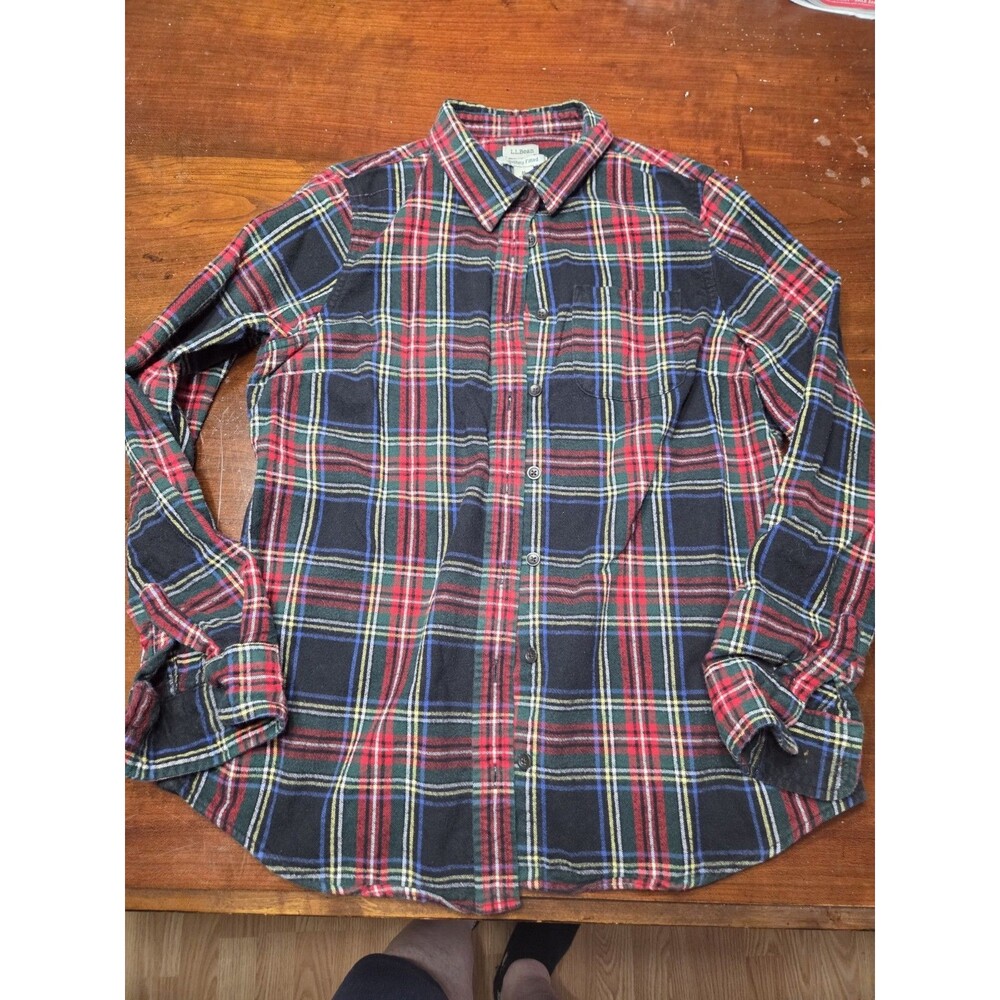 L.L. Bean Women's M Slightly Fitted Flannel Shirt Tartan Plaid Long Sleeve